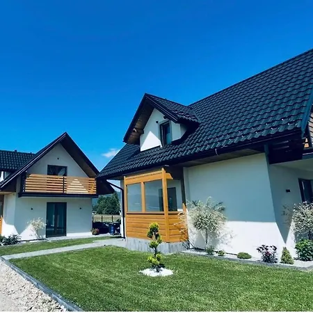 Domki Dolina Dunajca-Balia, Jacuzzi, Spa Nad Jeziorem Alpesi faház Frigyesvágása